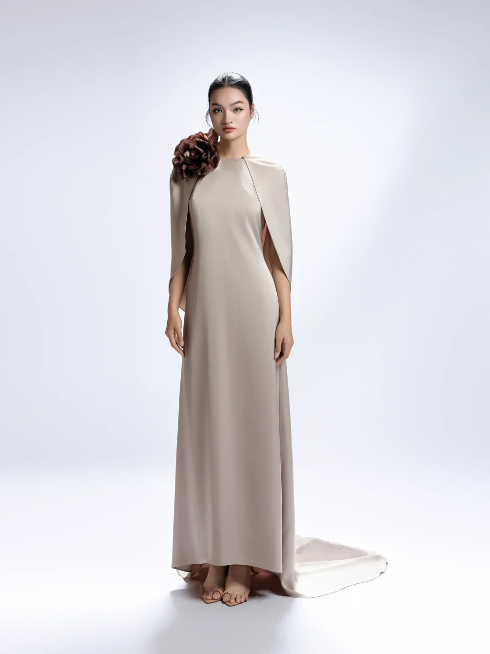 Floral Embellished Cape-Sleeve Shift Gown